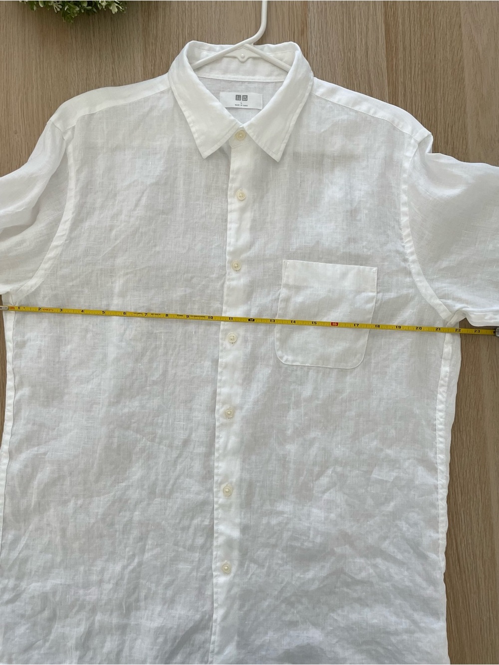 Uniqlo Men's 100% Premium European White Linen Button-Down Shirt